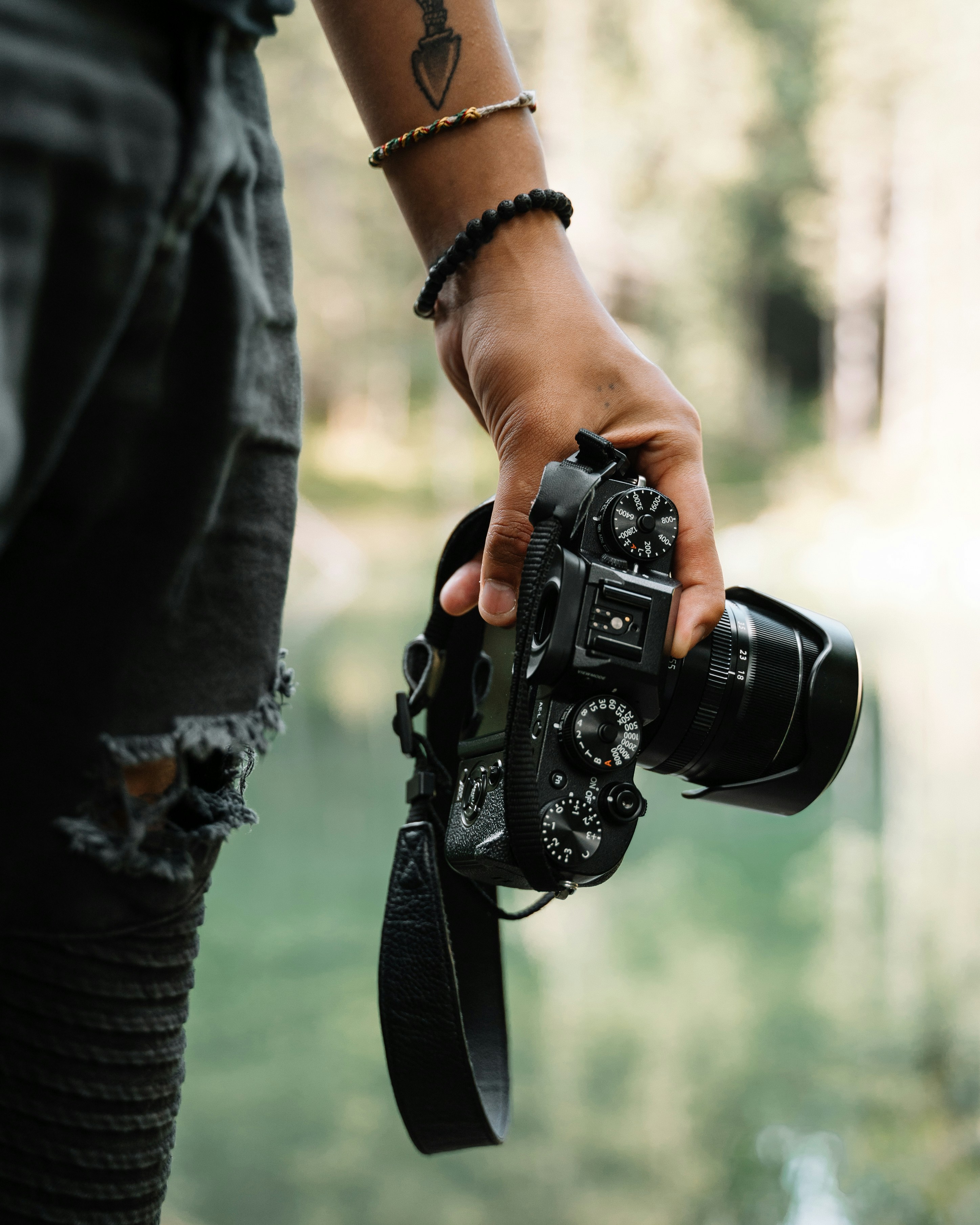 Mirrorless camera & lens